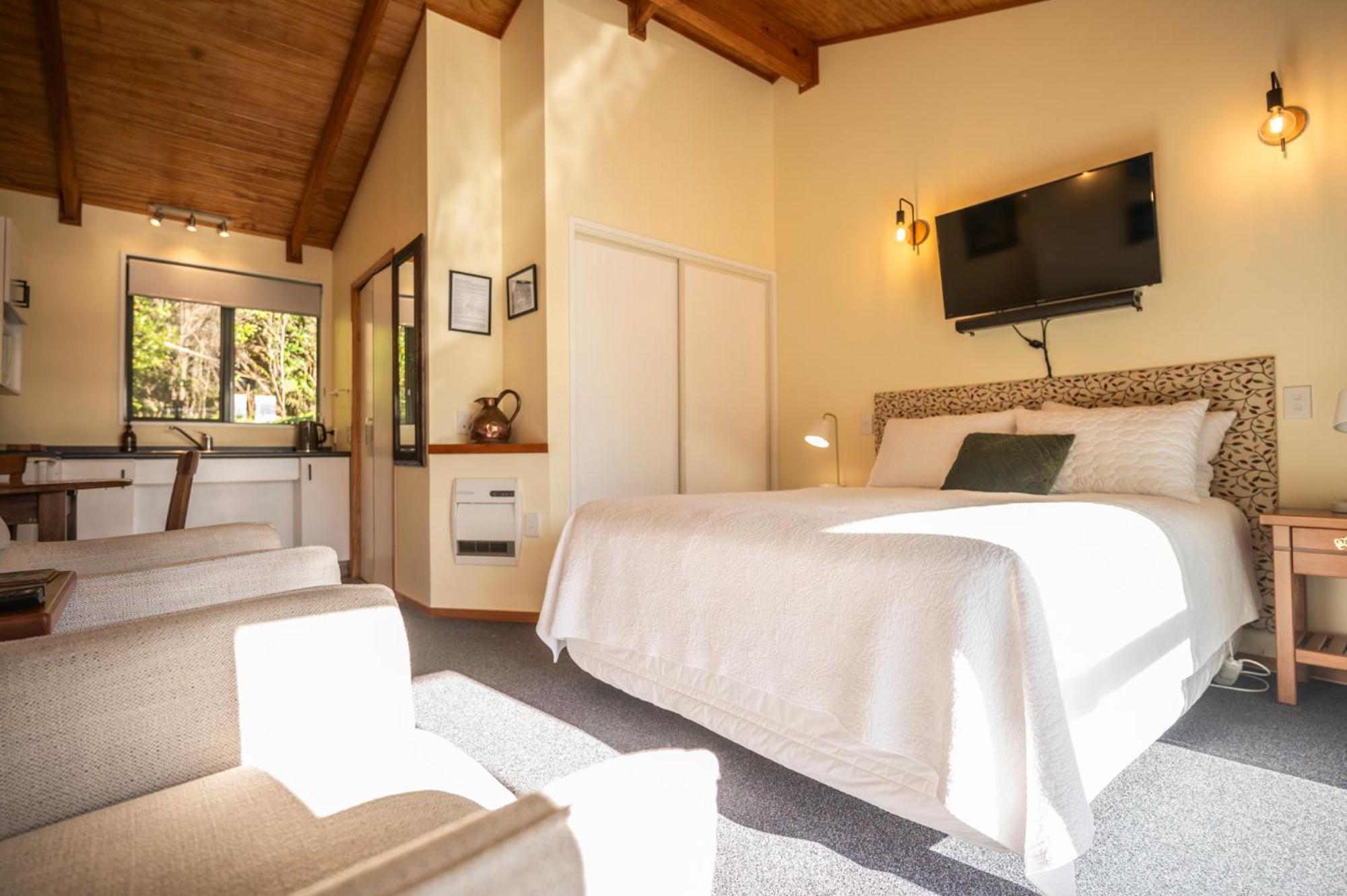 Goldfield Suites Греймут Номер фото