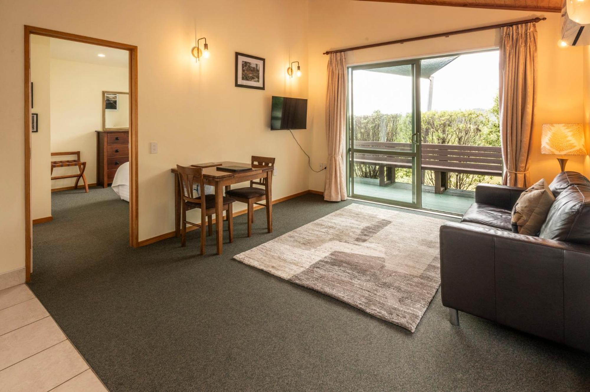 Goldfield Suites Греймут Экстерьер фото