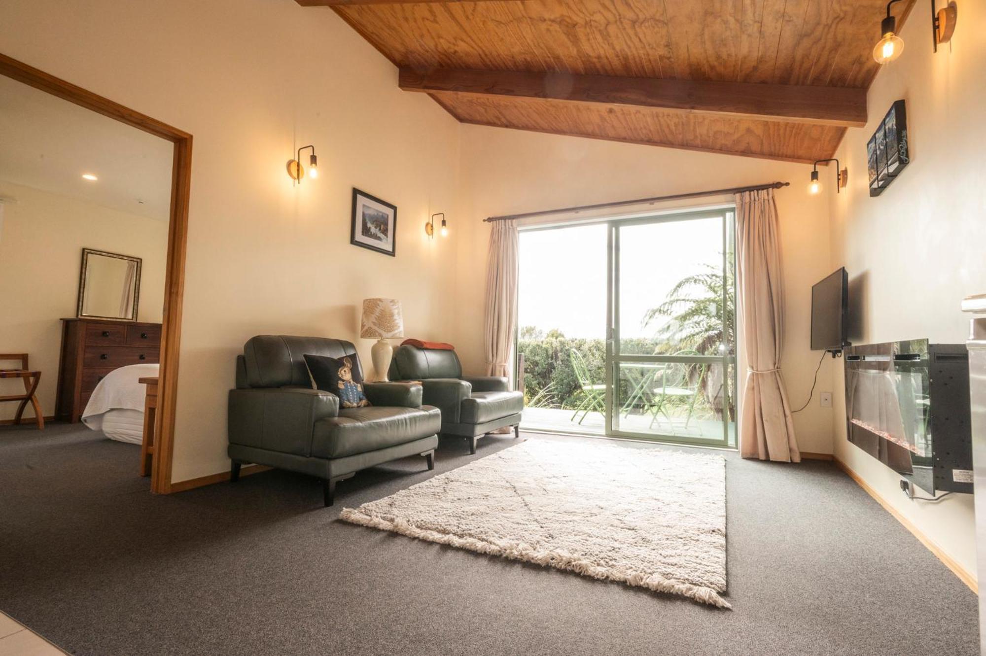 Goldfield Suites Греймут Экстерьер фото